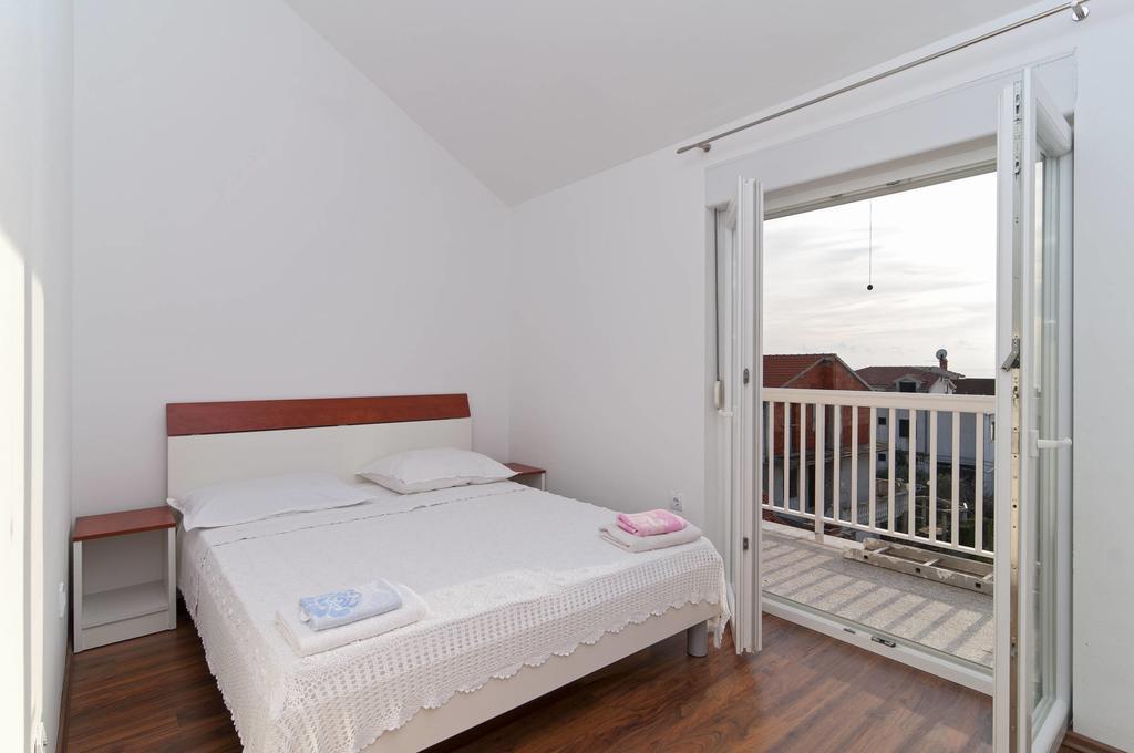 Apartment David ロゴズニッツァ 部屋 写真