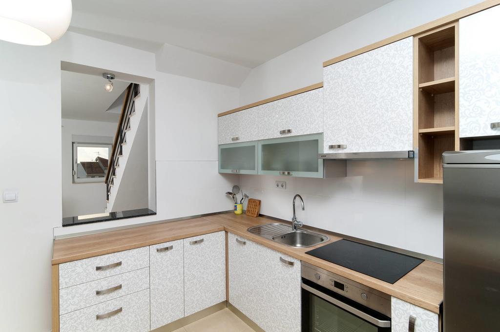 Apartment David ロゴズニッツァ 部屋 写真